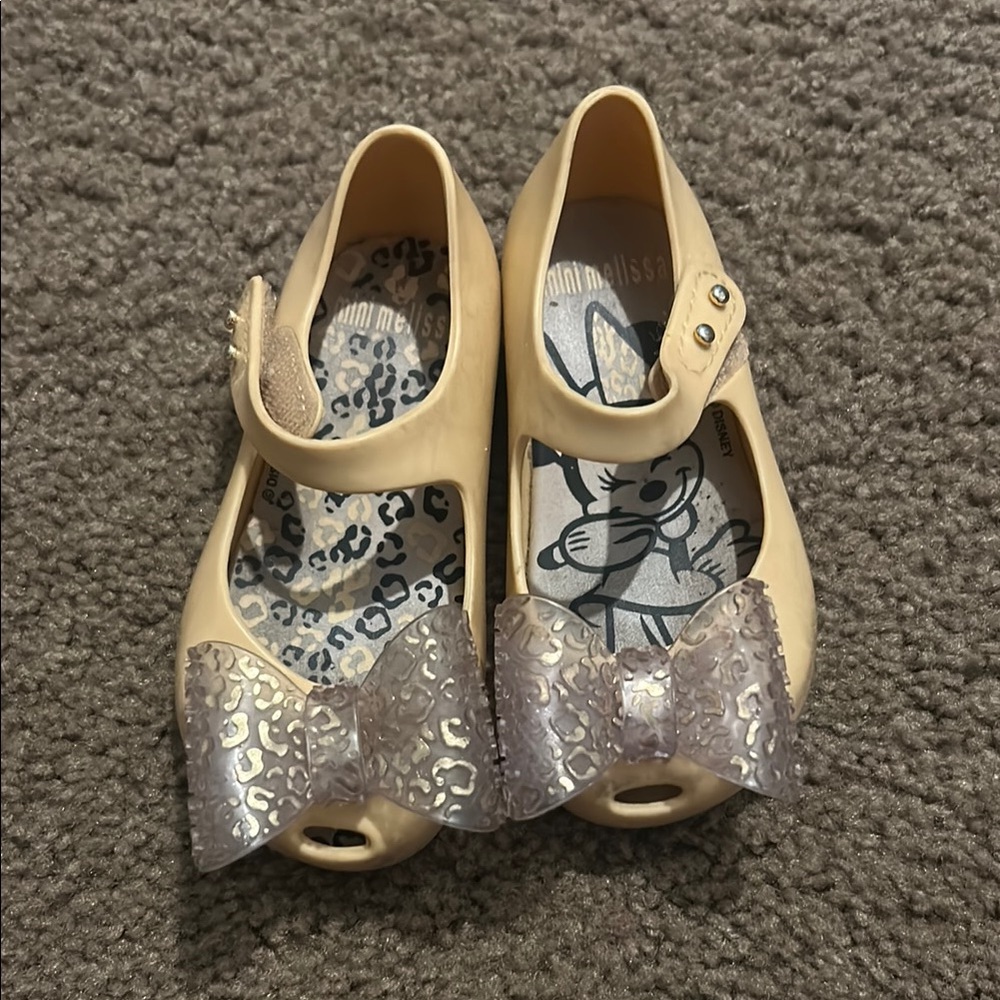 Mini Melissa Cream Kids Sandals with Bow